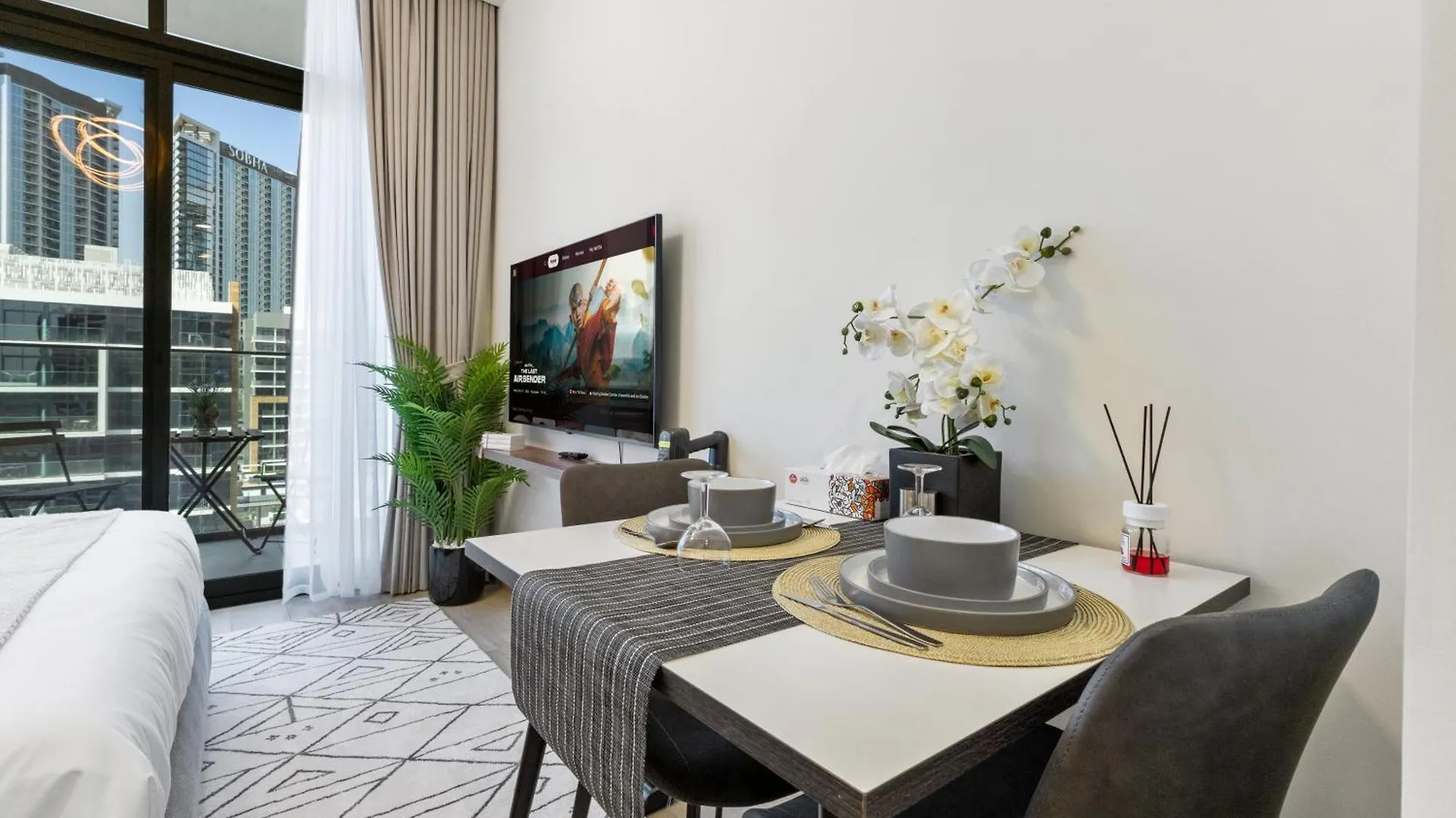 Serenity Royale Escape Dubai 0*,